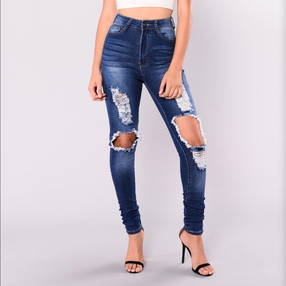 Fashion Nova Distressed Jeans - Picture 2 of 6